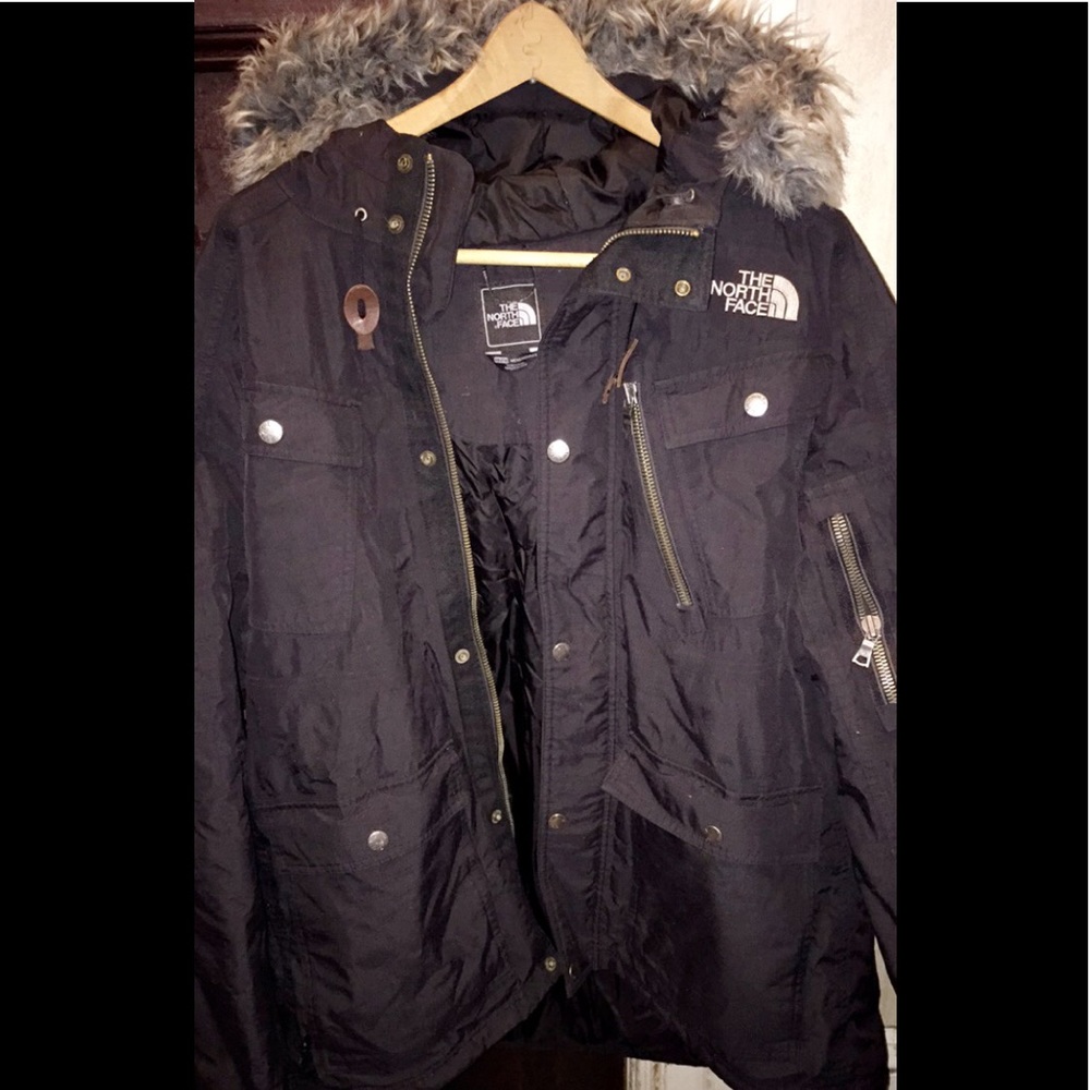North-face snowboarding jacket